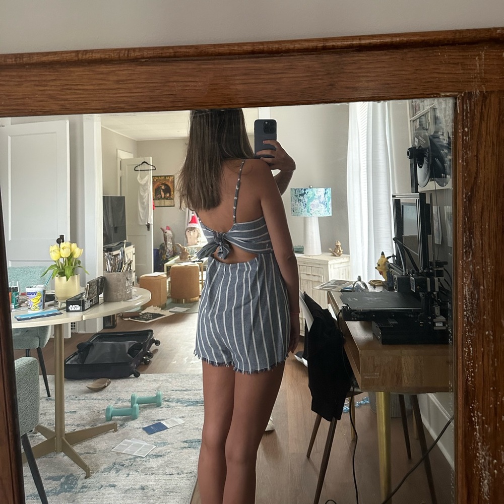 Romper - Picture 3 of 5